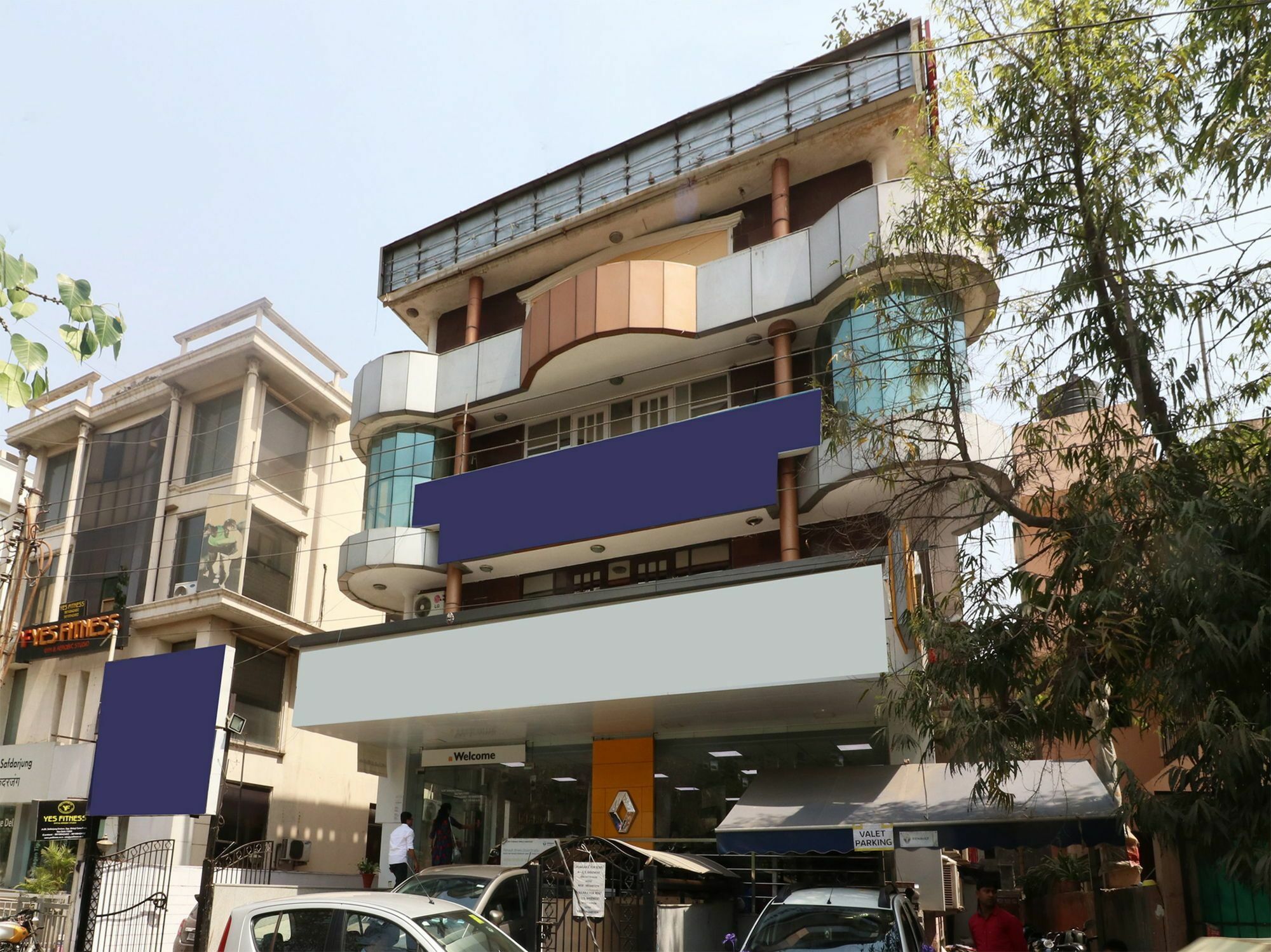 Oyo 13451 Star Corporate Avenue Hotel New Delhi Buitenkant foto